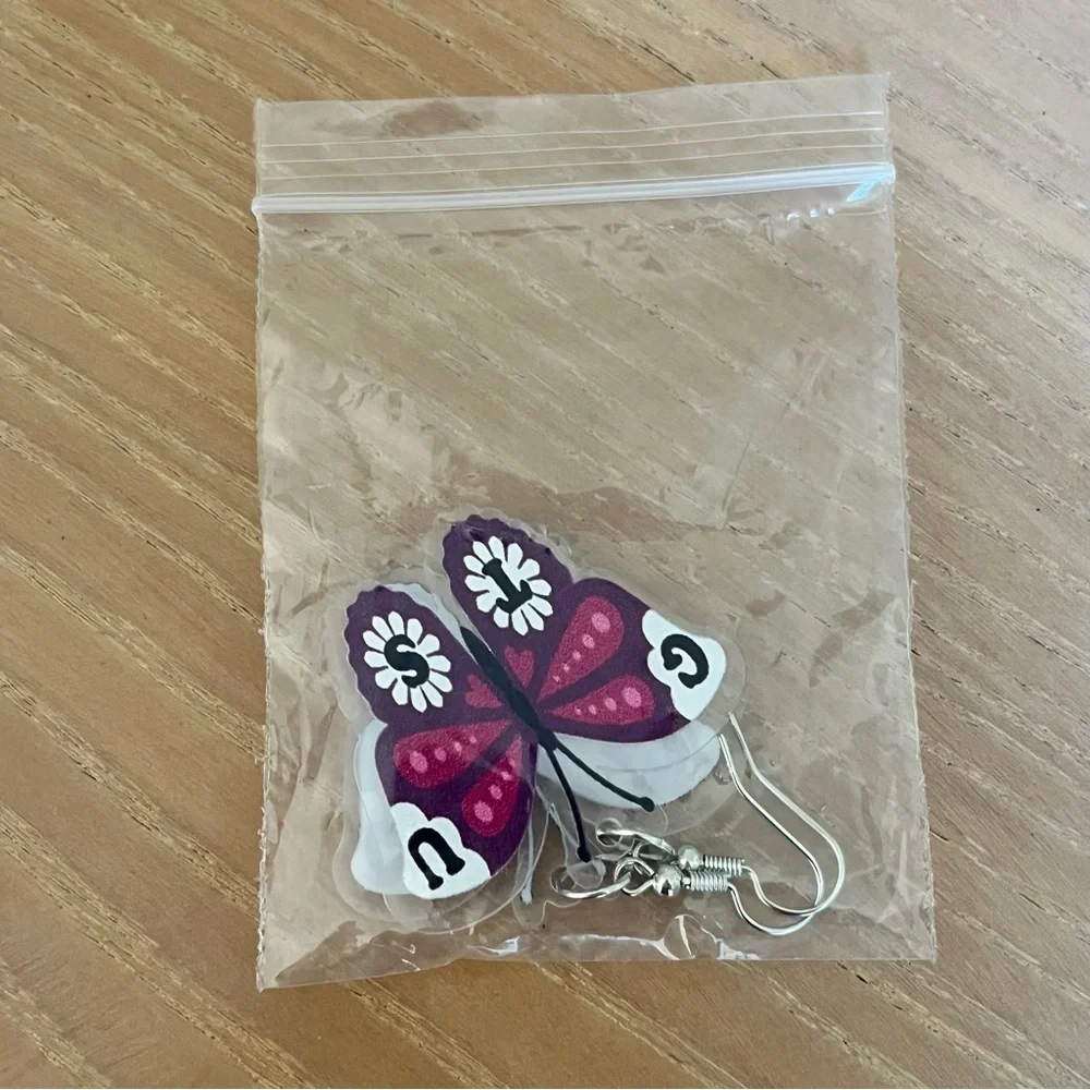 *NEW* OLIVIA RODRIGO Themed GUTS Floral Butterfly Earrings